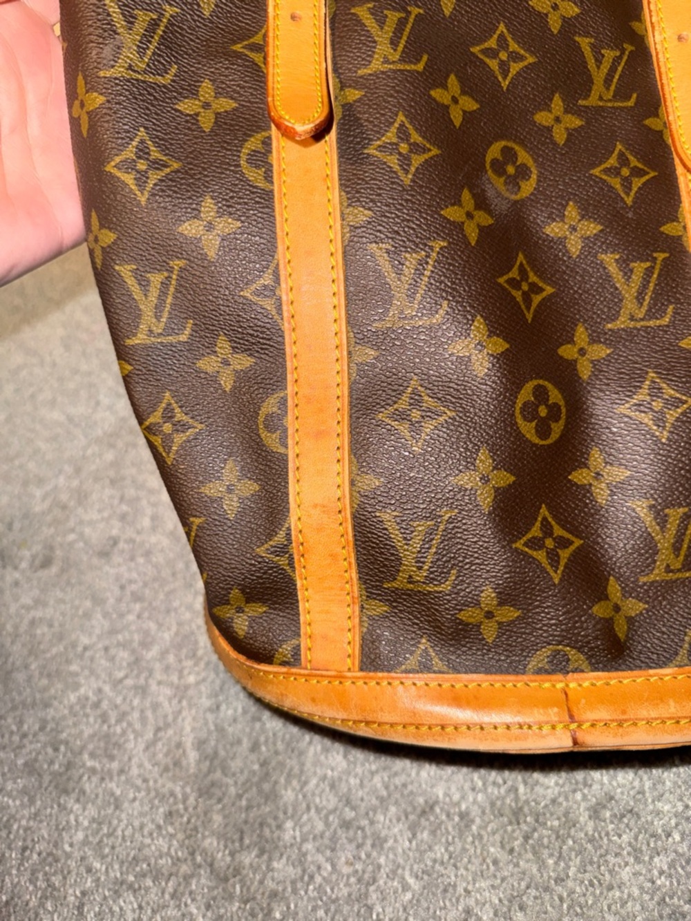 Louis Vuitton Monogram Bucket Tote in Brown and Tan Leather Trim - Picture 11 of 15